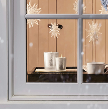 Load image into Gallery viewer, Frasier Fir Flocked Boxed Candle