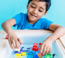 Load image into Gallery viewer, Alex-Glo Pals Light-Up Cubes