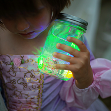 Load image into Gallery viewer, Pippa (Green)-Glo Pals Light-Up Cubes
