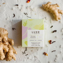 Load image into Gallery viewer, Luxe Jasmine Tea + Ginger Steamer Fizzy Bomb

