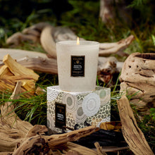 Load image into Gallery viewer, Santal Vanille 9oz Classic Candle
