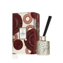 Load image into Gallery viewer, Gilt Pomander and Hinoki Reed Diffuser
