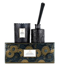 Load image into Gallery viewer, Moso Bamboo Scallped Edge Candle &amp; Reed Diffuser Gift Set
