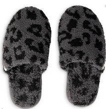 Load image into Gallery viewer, Women&#39;s CozyChic Barefoot In The Wild Slippers
