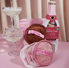 Load image into Gallery viewer, &quot;Pop The Bubbly&quot; Makeup Eraser 7-Day Gift Set
