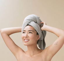 Load image into Gallery viewer, VOLO Hero Hair Towel -Luna Gray
