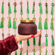 Load image into Gallery viewer, Tinsel &amp; Spice Glam Signature Candle 19oz
