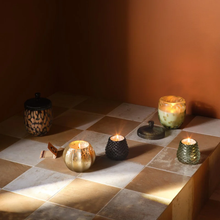 Load image into Gallery viewer, Woodfire Pinecone Votive Candle
