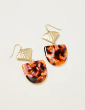 Load image into Gallery viewer, Shilow Earrings
